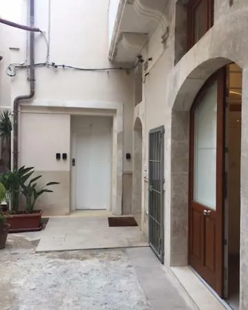 La Casa Di Alceo