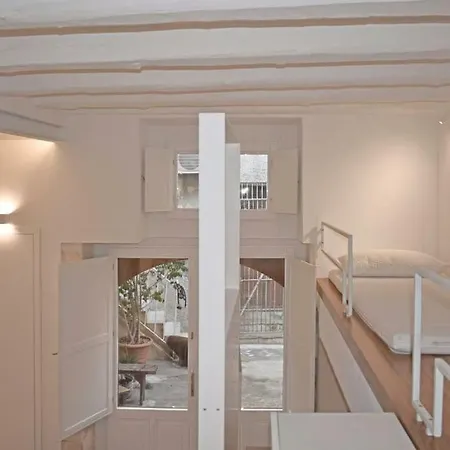 La Casa Di Alceo Daire Siraküza